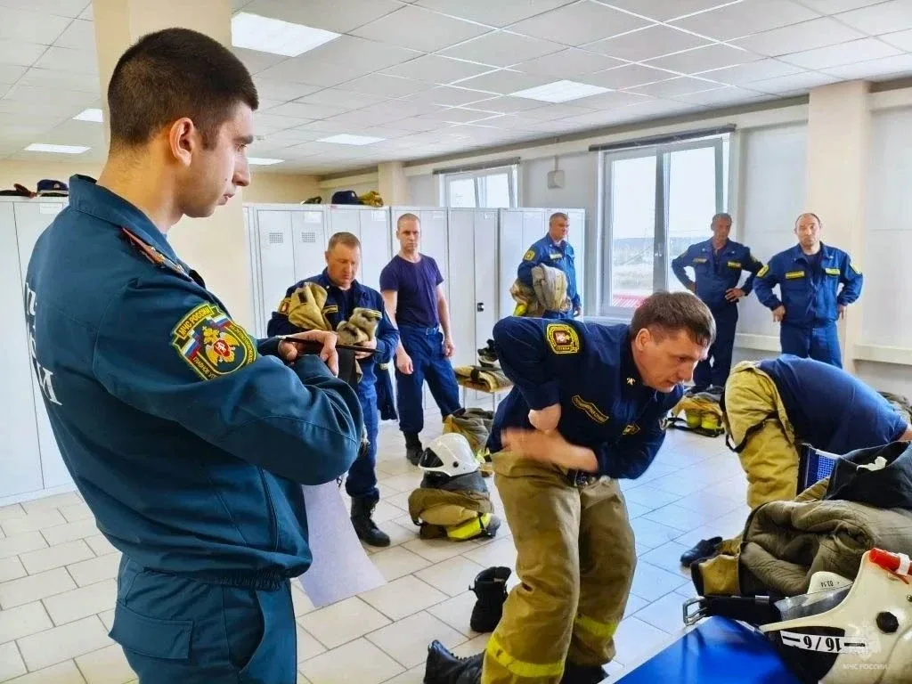 👨‍🚒Сотрудники чрезвычайного ведомства приняли участие в аттестационной комиссии по профессии «Пожарн
