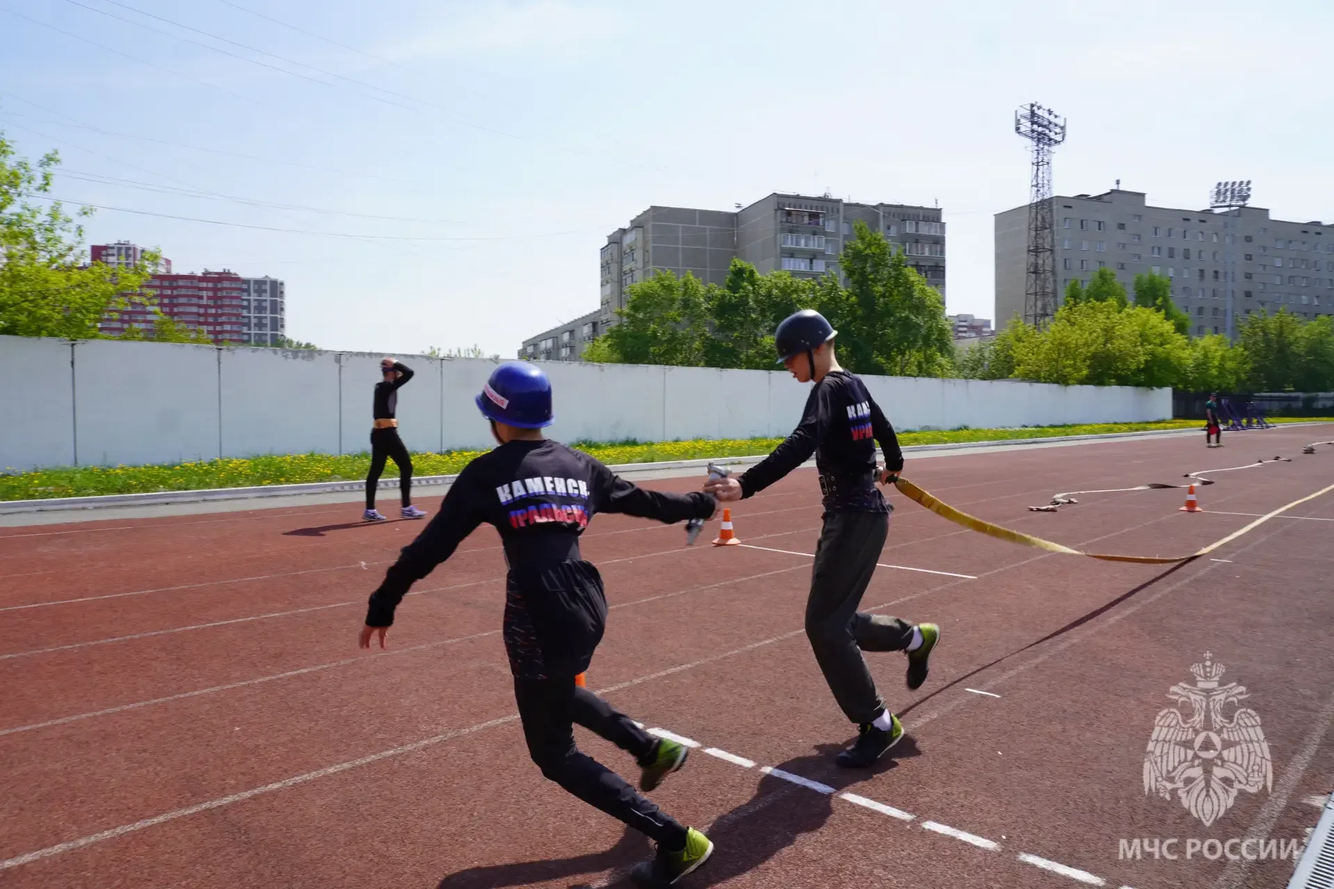 🏃‍♂️В Екатеринбурге завершился первый день областных соревнований  по пожарно-спасательному спорту с
