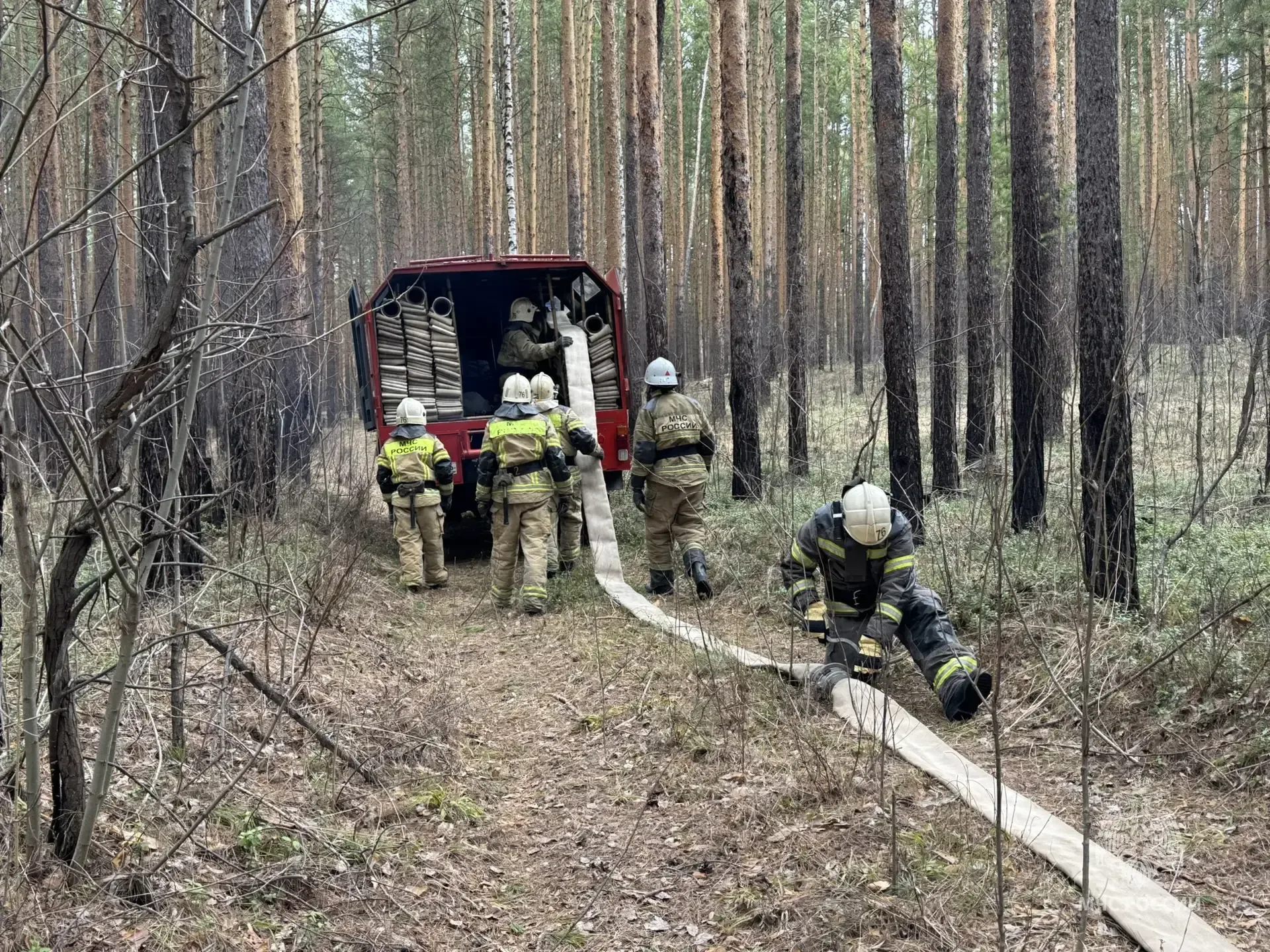 🔥В Алапаевске прошли пожарно-тактические учения по тушению ландшафтного пожара  По тактическому замы