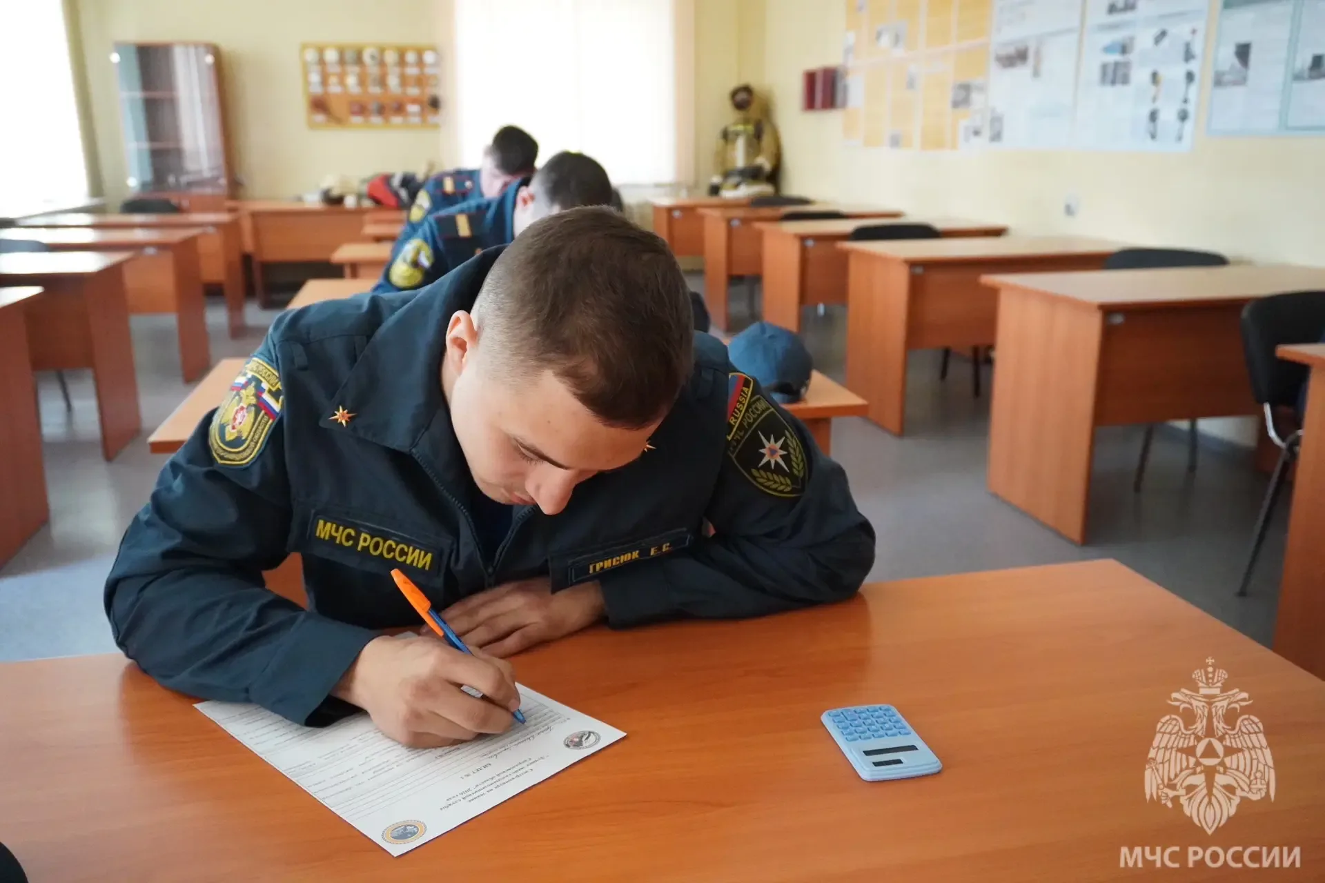 🔥 Дым, огонь и мастерство: в Заречном выбрали лучших газодымозащитников Свердловской области  На баз
