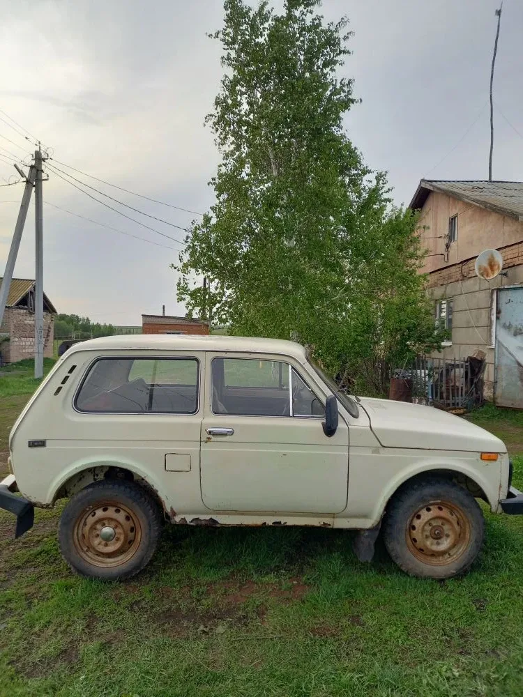 Всем Доброго Здравия!!! Продаётся автомобиль Нива Ваз 2121, 1991 года выпуска. Авто на ходу, можно и