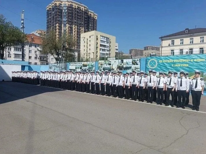 Сегодня 95 курсантов ИВТ им. г. Я. Седова отправились в свою первую учебную практику на парусное уче