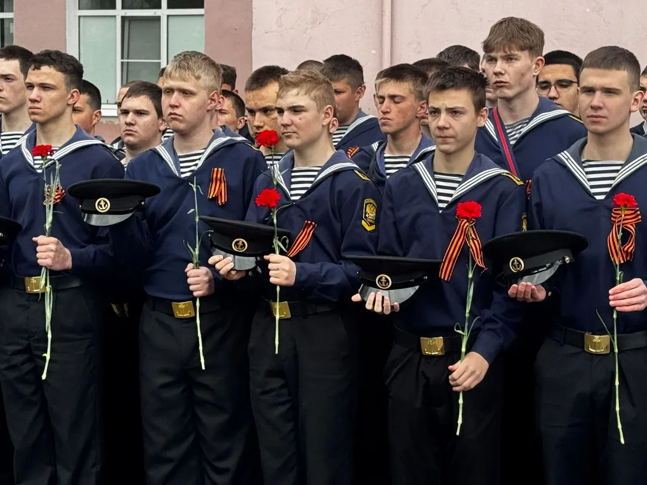 8 мая 2026 года курсанты, преподаватели, ветераны и сотрудники Рыбинского ордена «Знак Почёта» учили