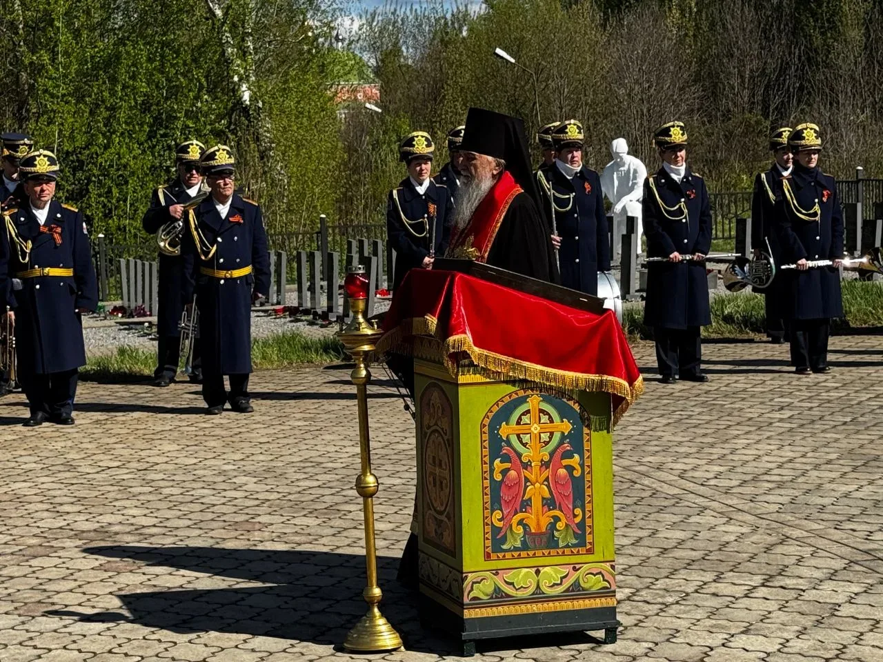 🎖️ Память поколений: курсанты Рыбинского речного училища имени В.И. Калашникова почтили героев      