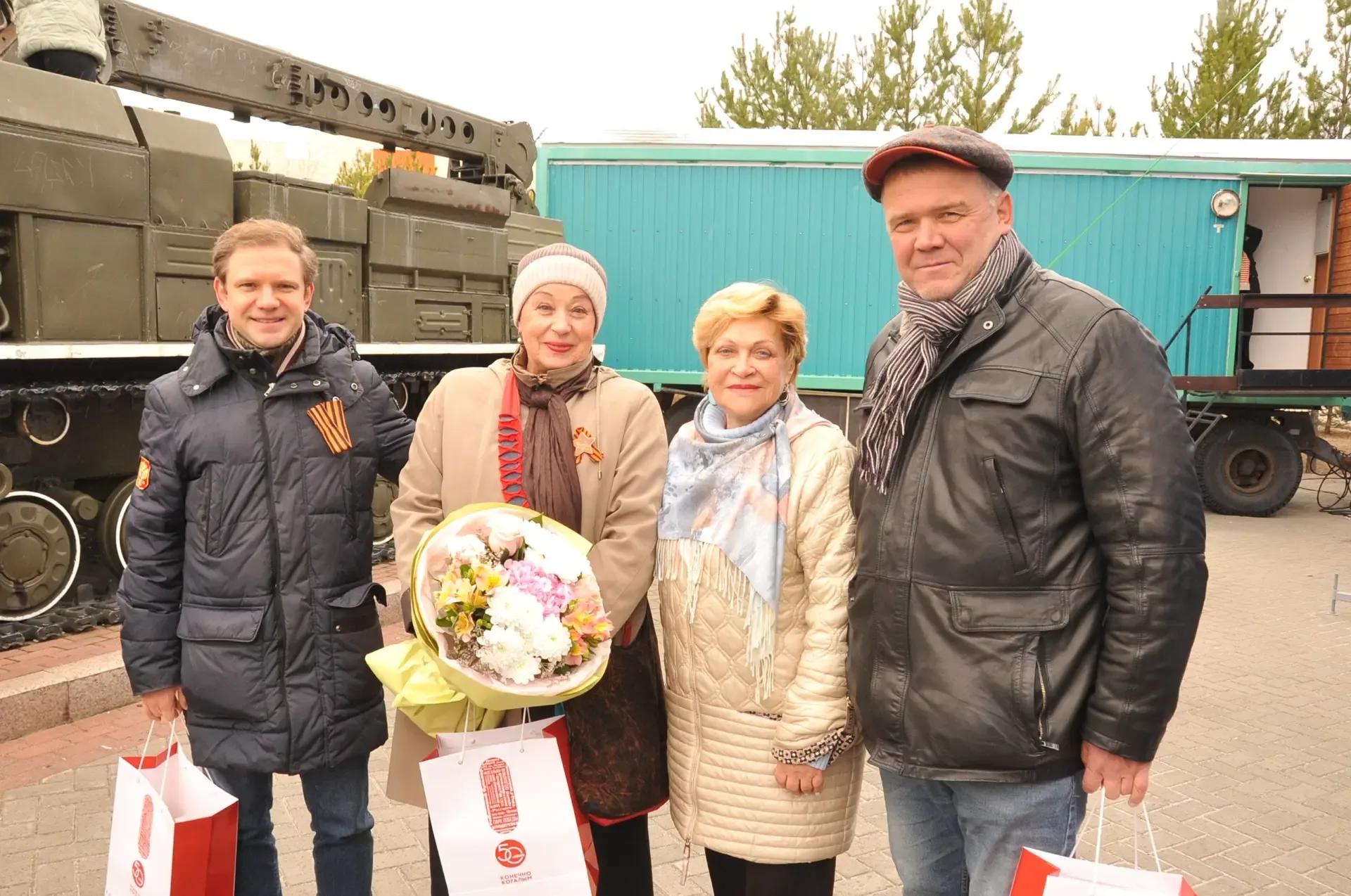 Второй год подряд Союз театральных деятелей России организовывает возложение венков к Могиле Неизвес