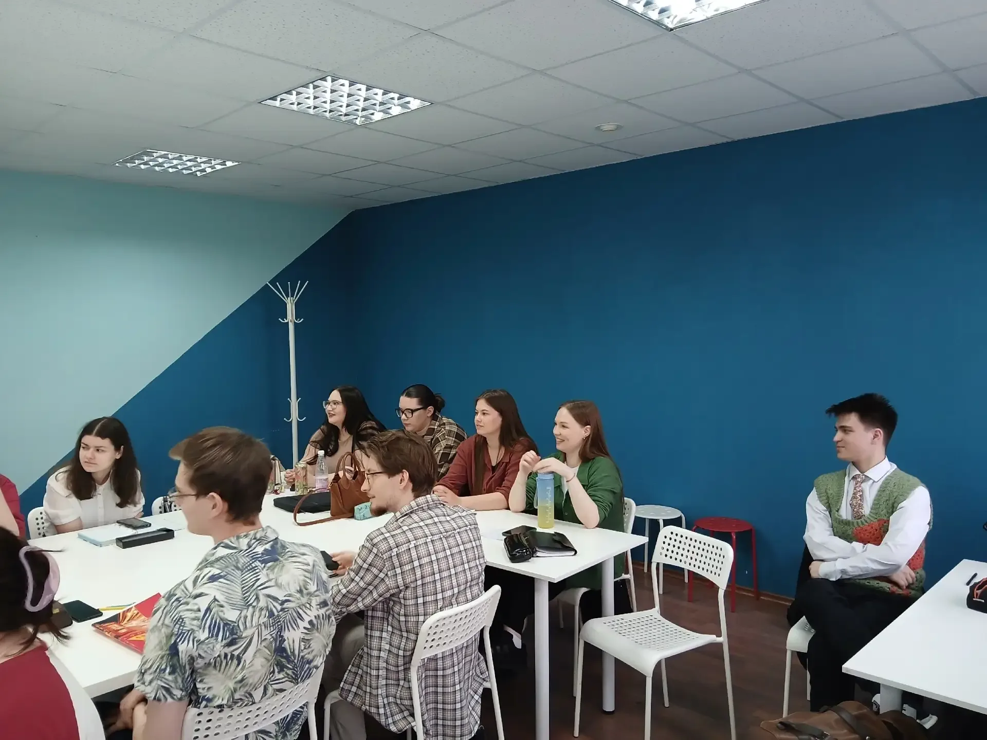 Pro et contra: традиционные СМИ против новых медиа – кто формирует повестку? 🗣️🔎 6 мая состоялось за