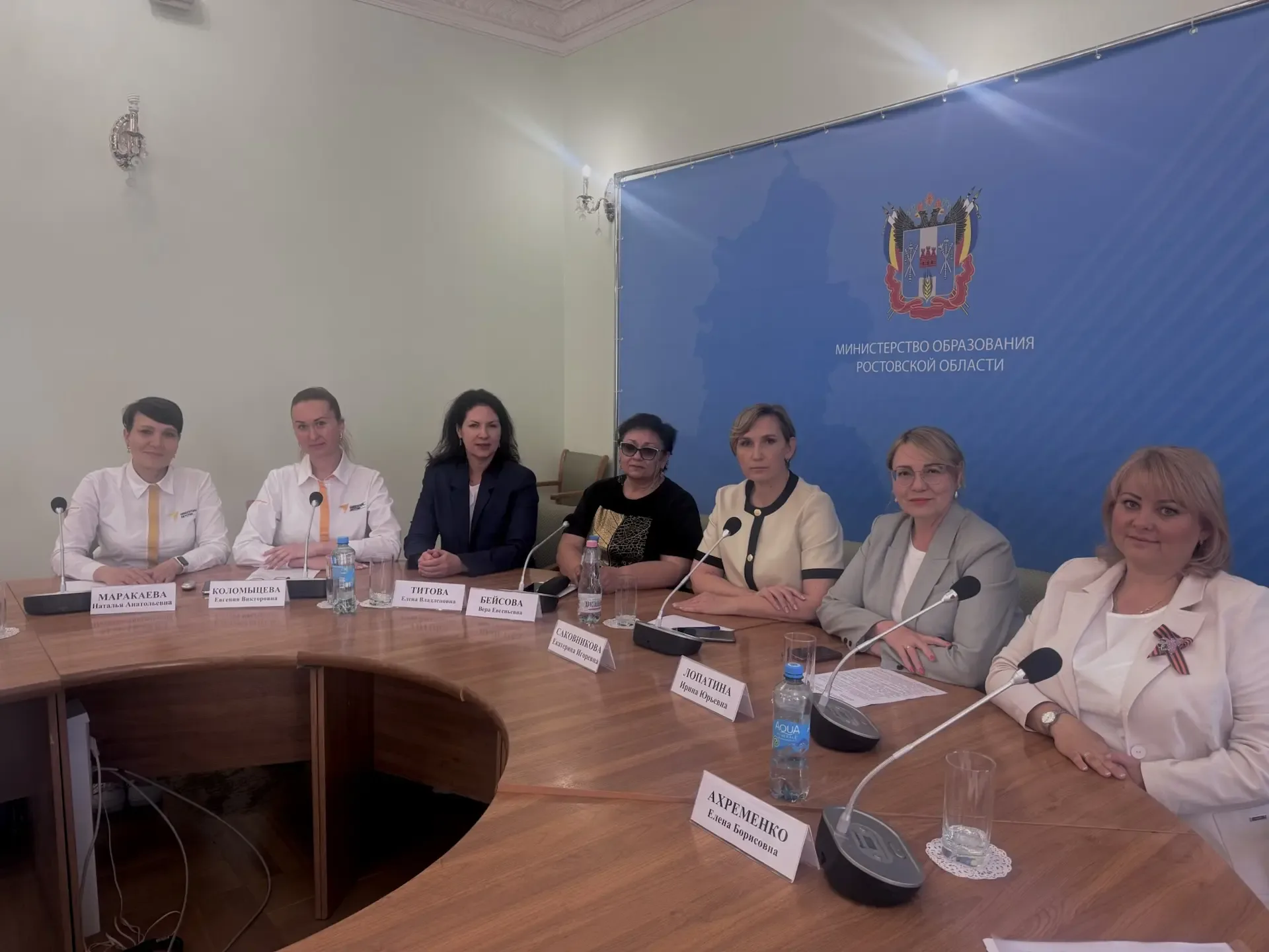 Советник директора по воспитанию Аксайской школы № 2 представила опыт школы на областном родительско