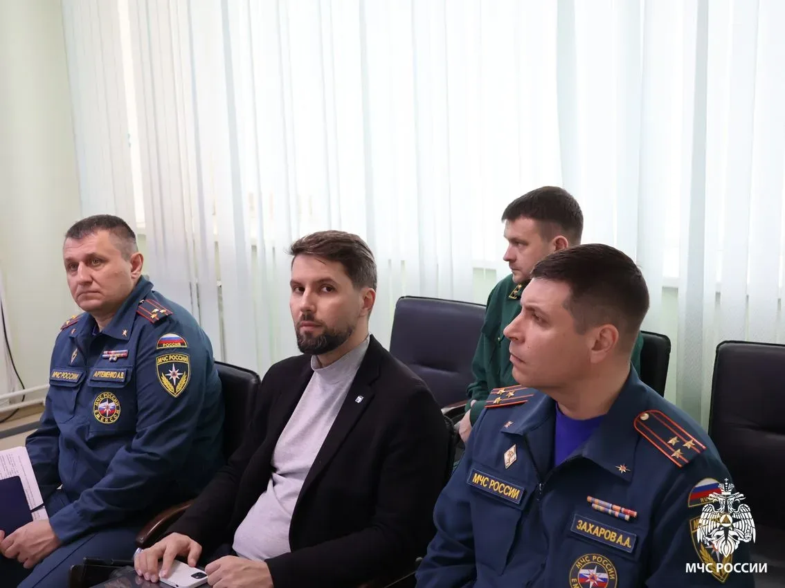 🤝В Главном управлении МЧС России по Томской области состоялось заседании областной комиссии по преду
