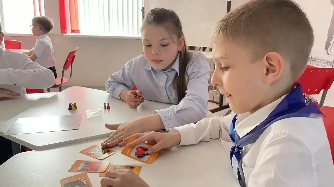 🤝 ✨ В 87-ой школе с огромным успехом прошла «ДоброТайм 2.0»!  В стенах нашей любимой 87-й школы было