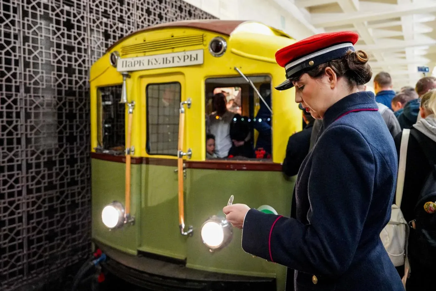 🚇День рождения Московского метрополитена: что для нас подготовили в честь праздника в 2026 году  Мос