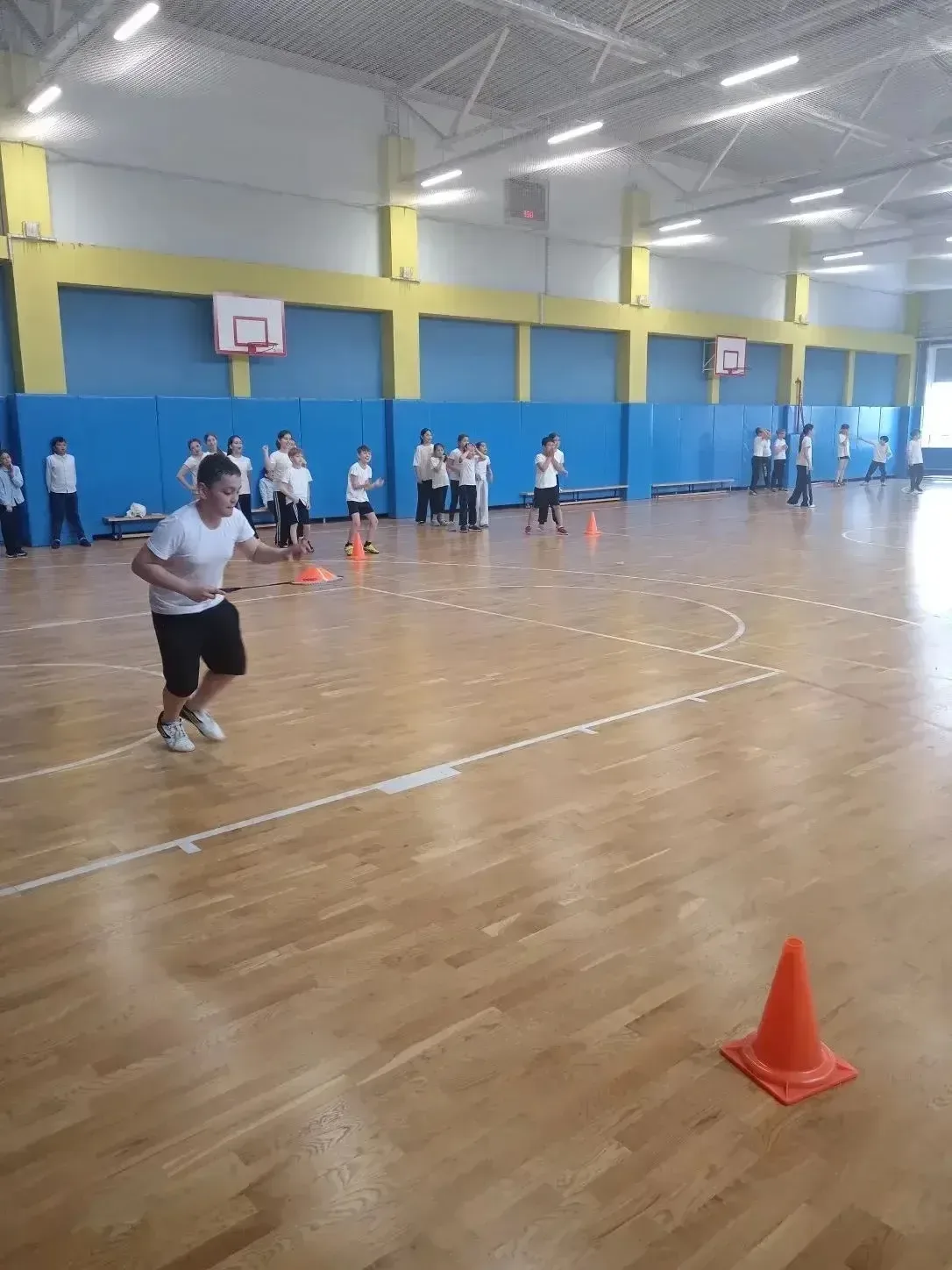 🏆 Спорт, азарт и командный дух в 4 «Д»!В рамках предметной недели прошёл открытый урок физкультуры, 