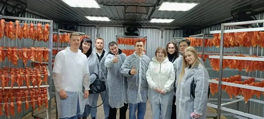 В рамках мероприятий ко Дню российского предпринимательства студенты 4 курса специальности "Экономич
