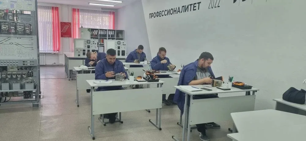 Демонстрационный экзамен  📌21 мая 2026 года выпускники (заочной формы обучения) Байкало-Амурского ин