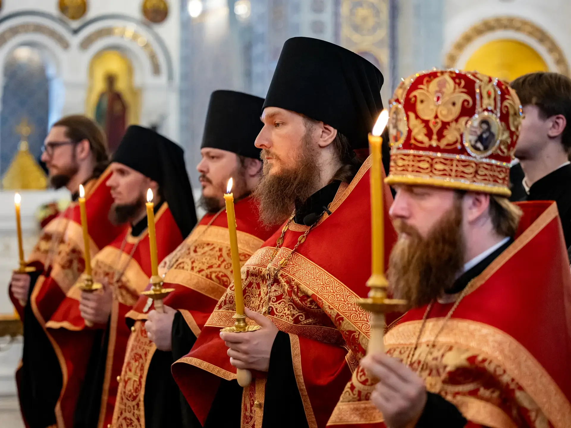🙏 Митрополит Тихон совершил всенощное бдение в Свято-Владимирском Херсонесском монастыре  Вечером 2 
