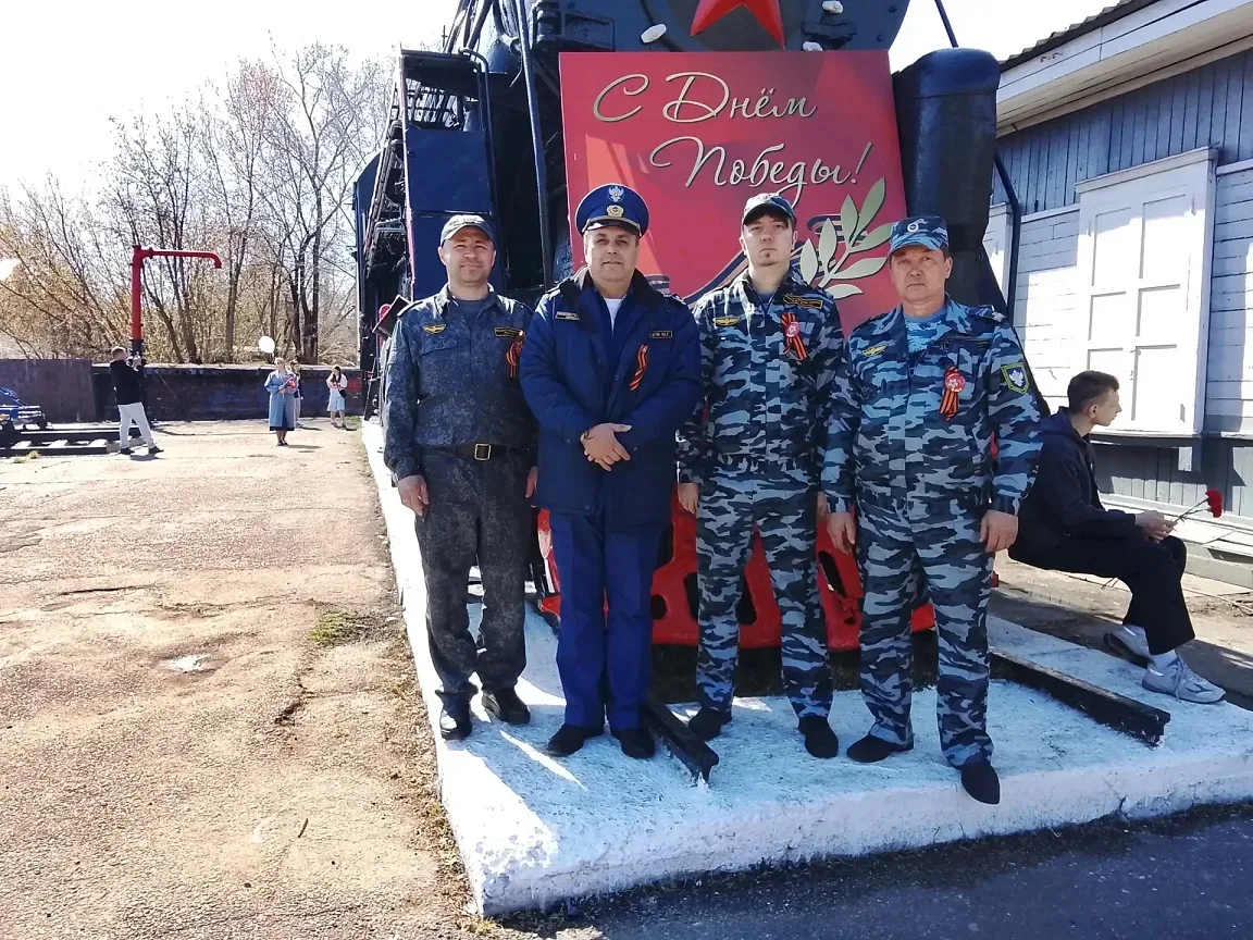 В гостях у ветерана 🇷🇺  🎗В День Великой Победы по всей Иркутской области прошли митинги, возложения 