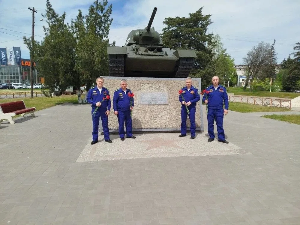 🇷🇺ДЕНЬ ПОБЕДЫ, КАК ОН БЫЛ ОТ НАС ДАЛЕК...  🎗81 год назад отгремели последние залпы Великой Отечестве