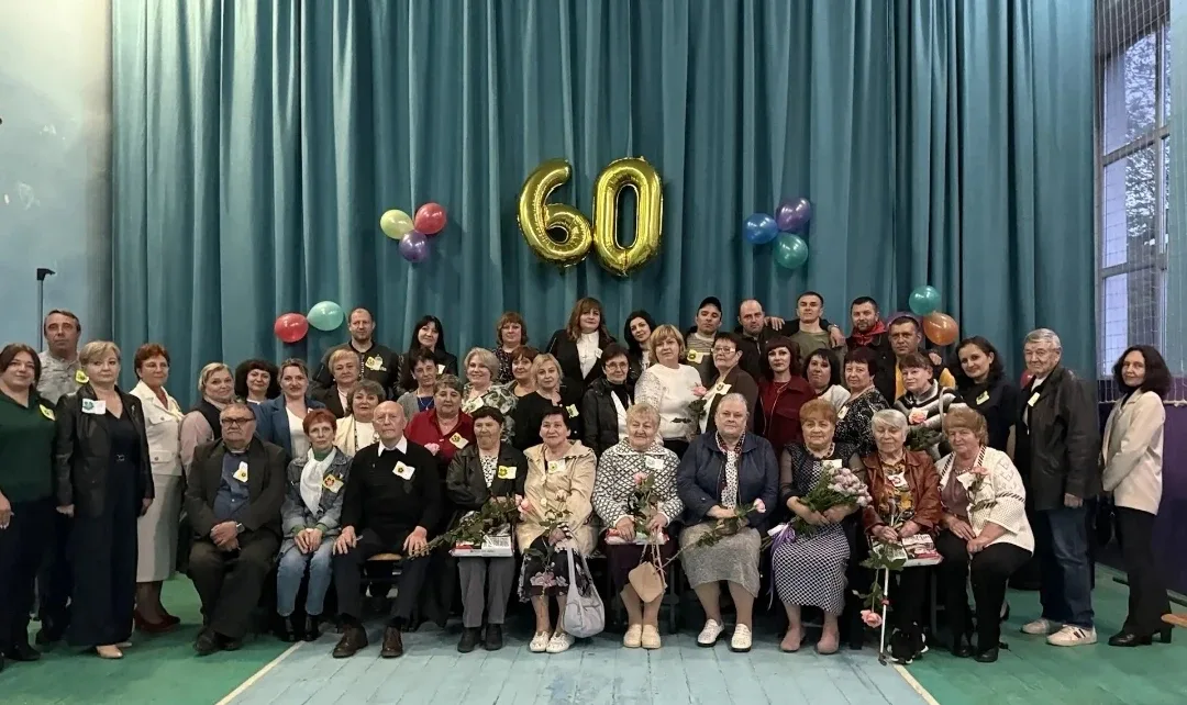 Школа № 6 станицы Андрюки отметила 60-летие!   В честь этой даты в образовательном учреждении устрои