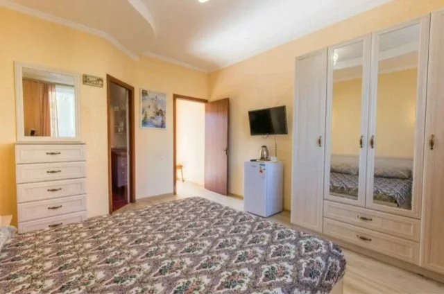 #КРЫМ #СУДАК  🏝Предлагаем жильё в 5ти минутах ходьбы от моря🌊, район аквапарка МАЙ - ИЮНЬ огромный ц