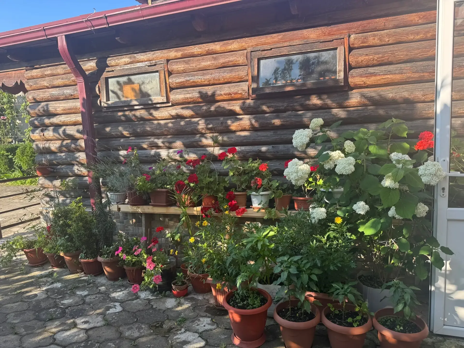 #АБХАЗИЯ #ГУЛРЫПШ  Ул.Багба Багадыр д.21  Сдаются номера для большой компании!  Предлагаем вам комфо