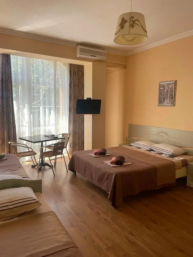 #АНАПА  Отличные новости! 🌿 На весь май наш гостевой дом Бриз в Анапе снижает цены — самое время уст