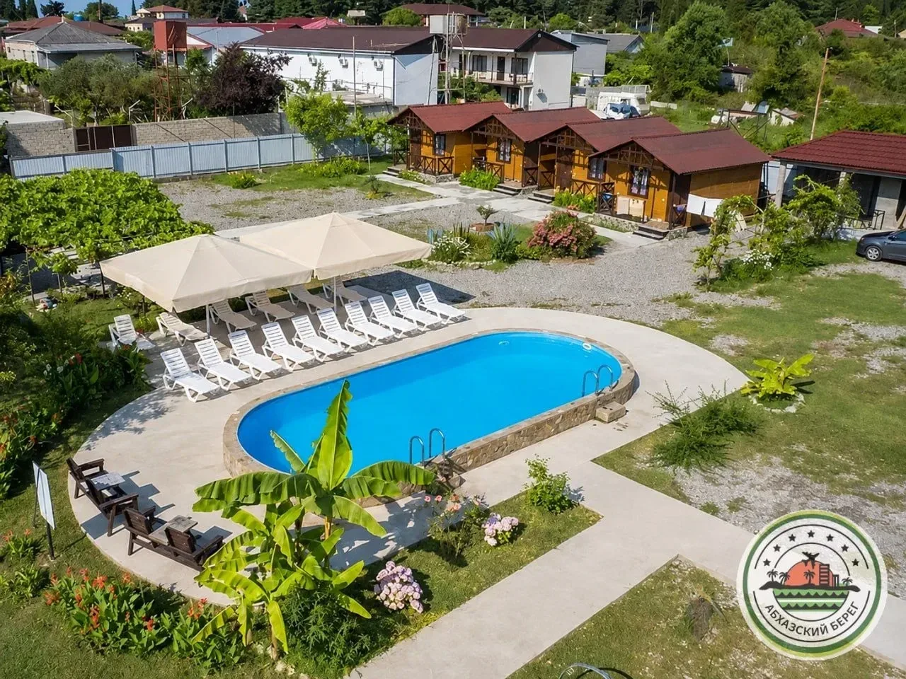 #ЦАНДРИПШ  “КИАРАЗ РЕЗОРТ” - гостевой комплекс с бассейном 💦  🏖 до пляжа 7 минут пешком 👥 размещение
