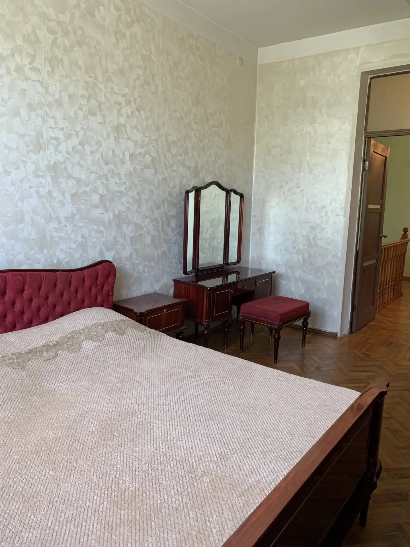 #СУХУМ  Сдается дом под ключ, посуточно (Май-июнь 4т. в сутки. Июль-август 5т.) В доме есть все усло