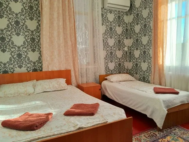 #ГАГРА ул.Генерала Дбар, дом 71а.  Приглашаем отдохнуть в частном доме Незабудка, расположенный в са