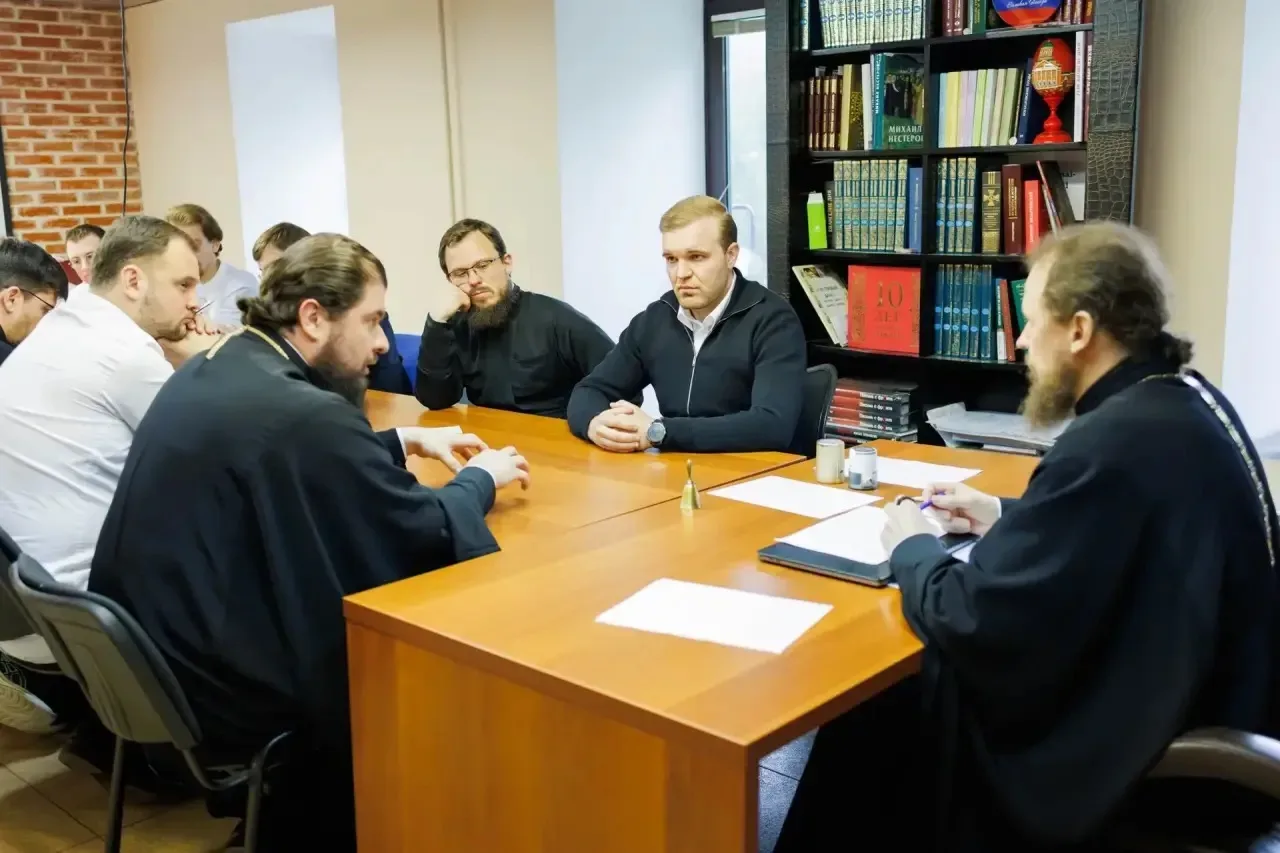 🤝 В Москве подписано соглашение о сотрудничестве между Синодальным отделом по делам молодежи, Департ