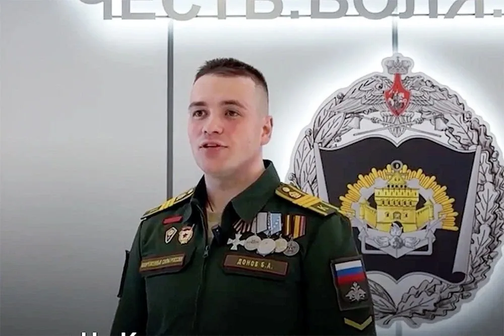 Герой передовой: военфельдшер спас сотни жизней и нашёл счастье в Судже  Богдан — настоящий воин. За