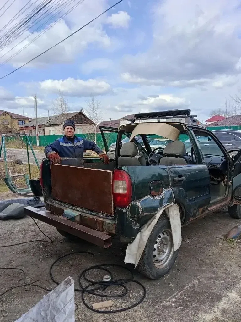 🚙История одной «Нивы»  Иногда настоящая помощь начинается с личной истории...  Наш земляк, доброволе