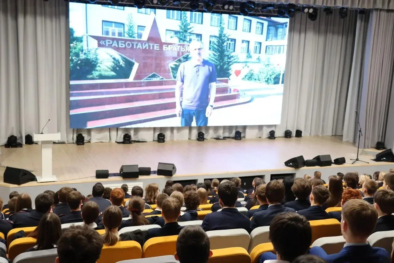 📊За сухими цифрами статистики скрываются настоящие герои — сотрудники полиции и милиции разных покол