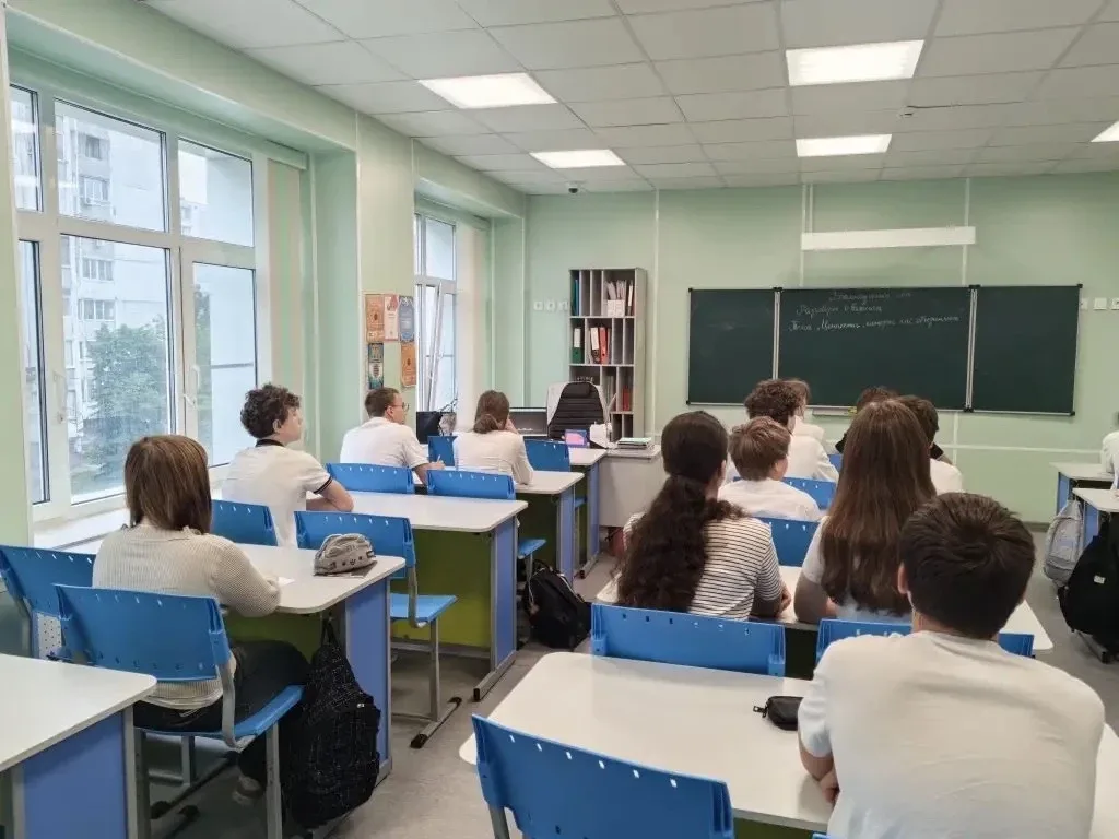 Разговоры о важном✅  18 мая состоялась традиционная торжественная линейка открытия новой учебной нед