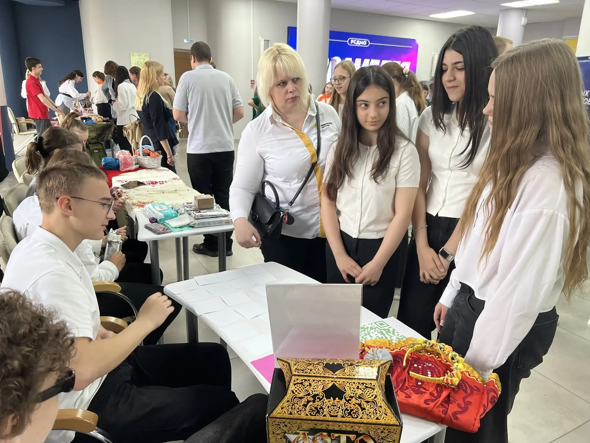 16 мая прошла городская Ассамблея детских общественных объединений РСДМО. Более 400 юных лидеров из 