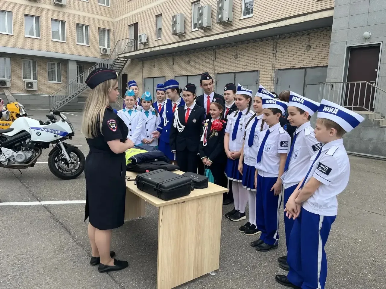 Поздравляем команду ЮИД «ШКОДА» с блестящим результатом!🎇  Юные инспекторы дорожного движения принял