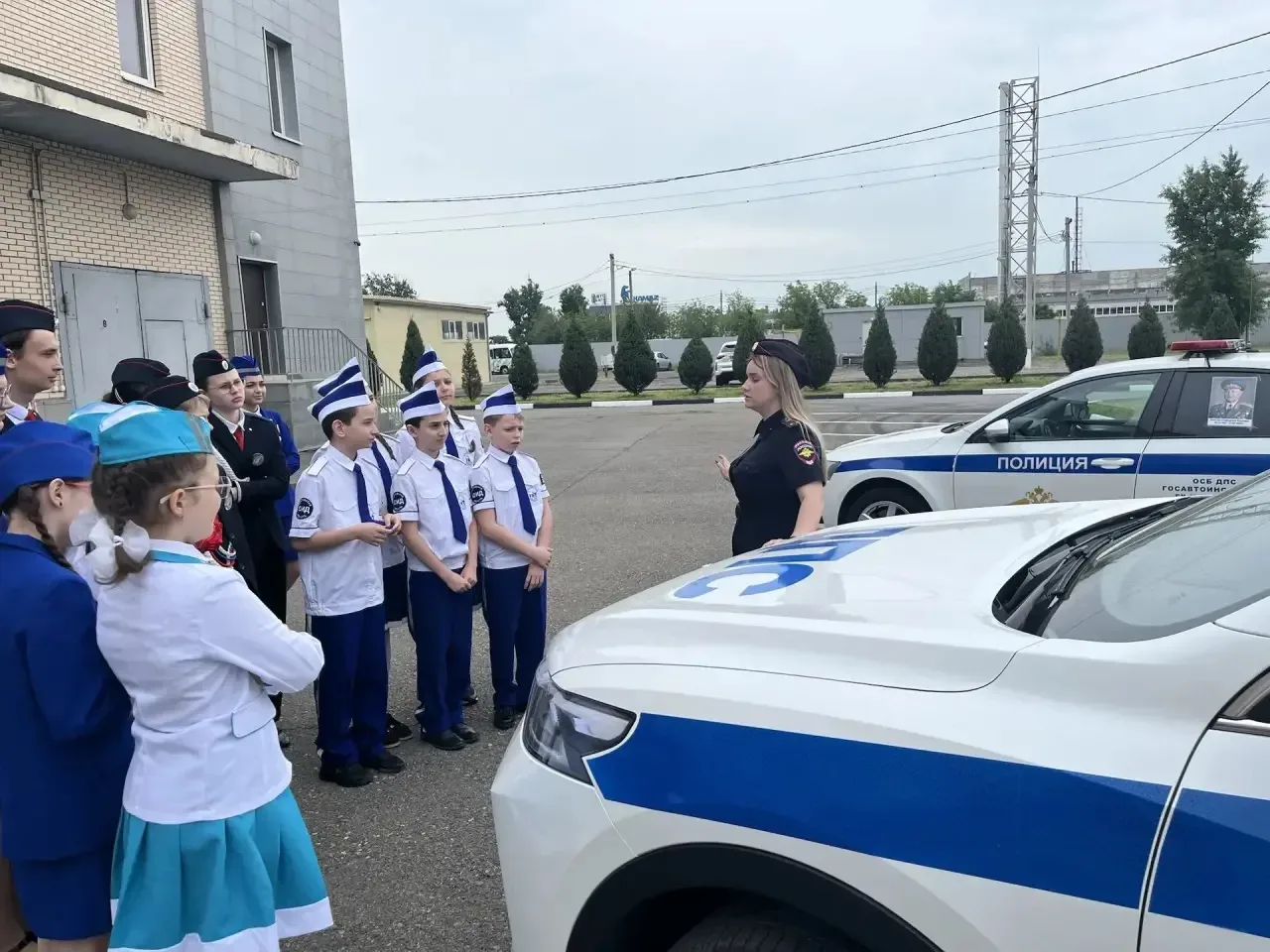 Поздравляем команду ЮИД «ШКОДА» с блестящим результатом!🎇  Юные инспекторы дорожного движения принял