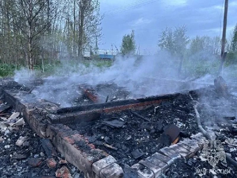 🔥За сутки 16 мая спасатели Ивановской области восемь раз выезжали на тушение пожаров.  Крупный пожар