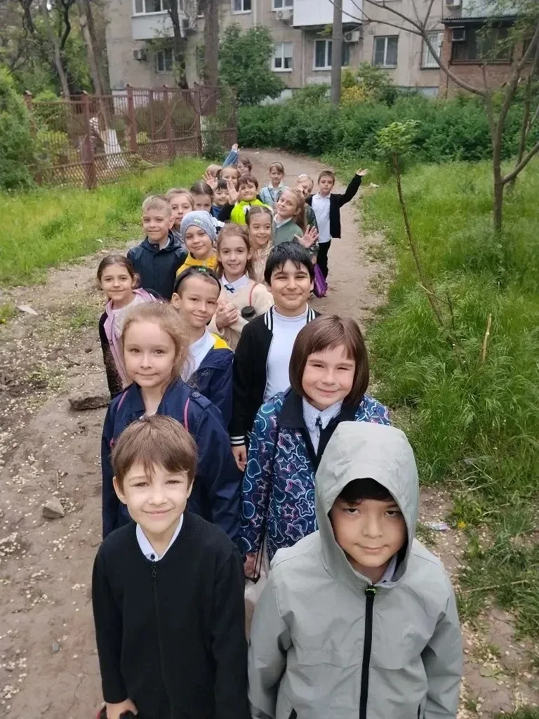 14 мая🌱 ребята 1" Б" класса совершили увлекательное путешествие, не покидая стен родного города, — о