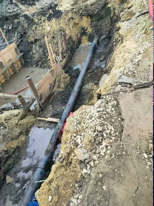 🛠️ В Железнодорожном районе обновили участок водопровода  По поручению главы города Александра Болда