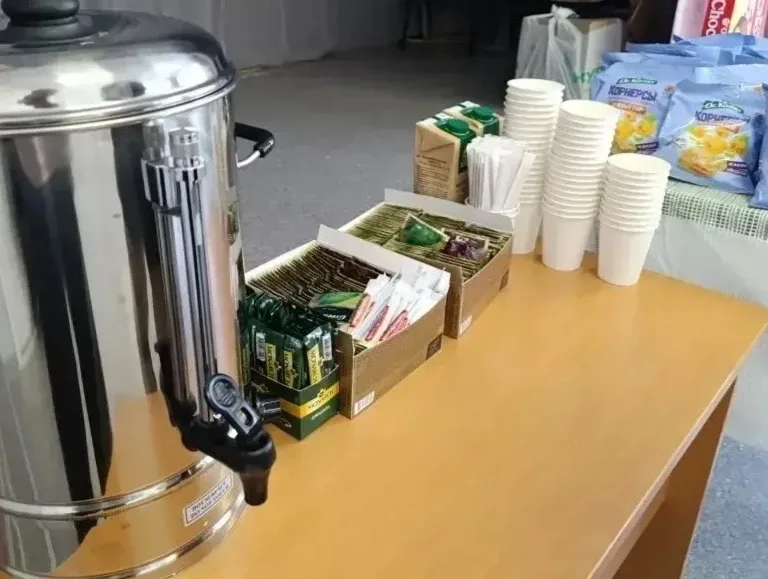 🌿 Добрые дела объединяют!  👏 Сотрудники «РН-Ванкор» провели городской субботник в детском реабилитац
