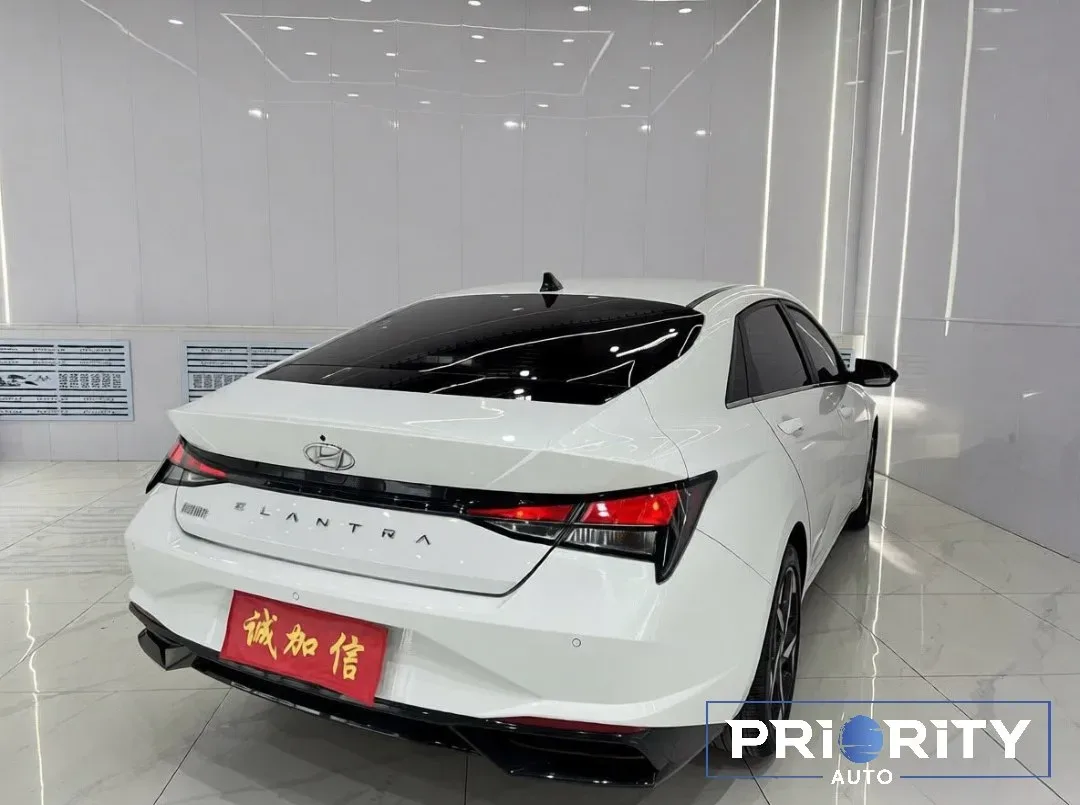 🔥 АВТО ИЗ КИТАЯ В НАЛИЧИИ ПРЯМО СЕЙЧАС 🔥  🚗 Hyundai Elantra 2022 год — 1 490 000 руб • Комплектация: