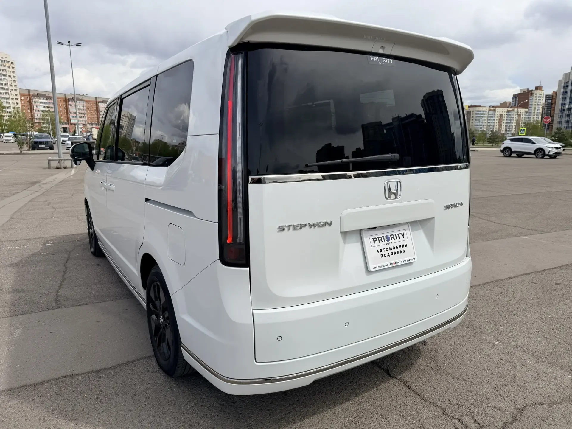 Г.Красноярск 💪 Автомобиль вручен победителю👍  Рад, что поехал лично вручать его. Ведь выйграл его на
