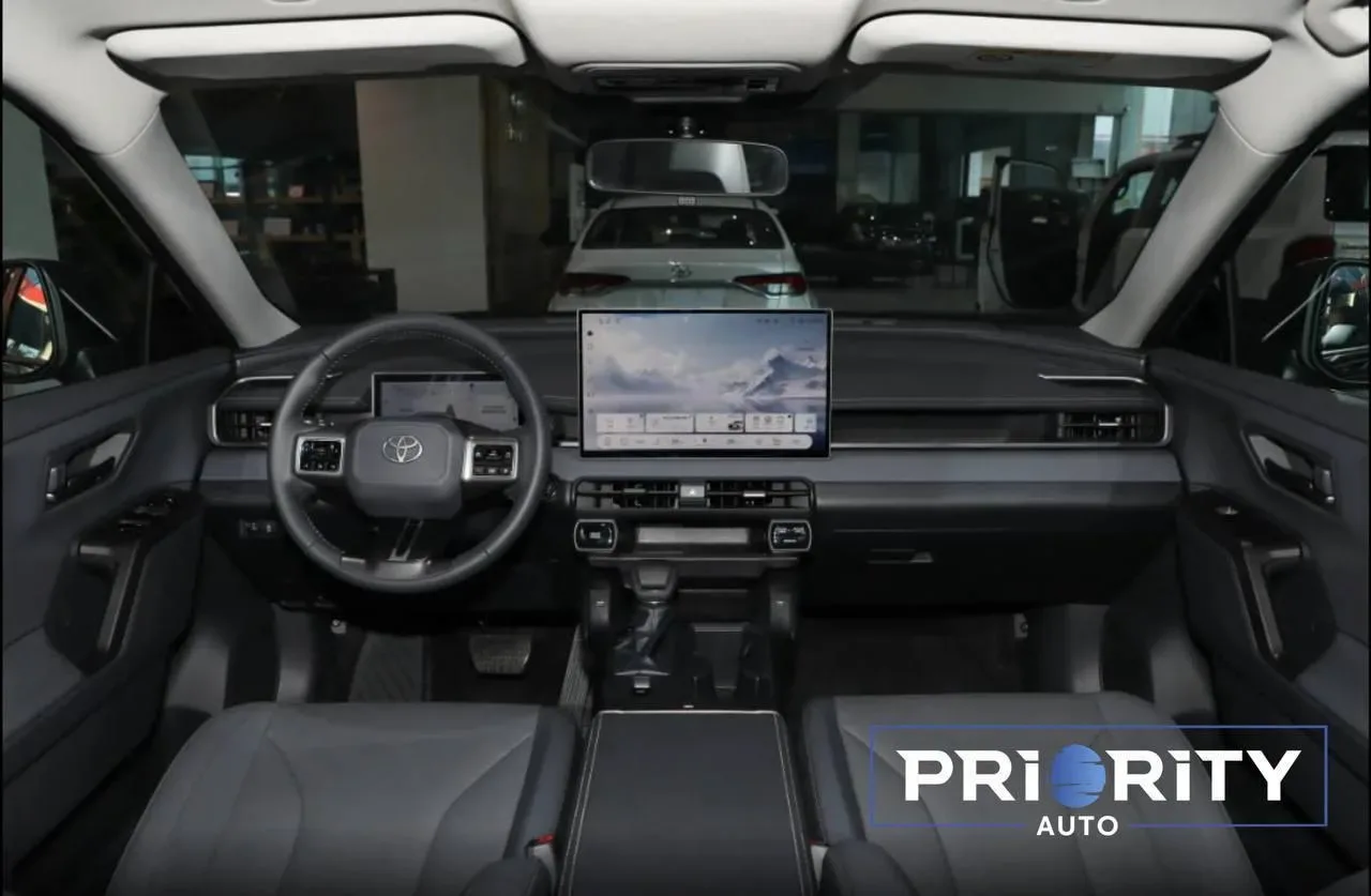 🇨🇳 НОВЫЕ АВТОМОБИЛИ ИЗ КИТАЯ  🛻 TOYOTA RAV4 2026 год — 4 330 000 руб Комплектация: Deluxe edition (р