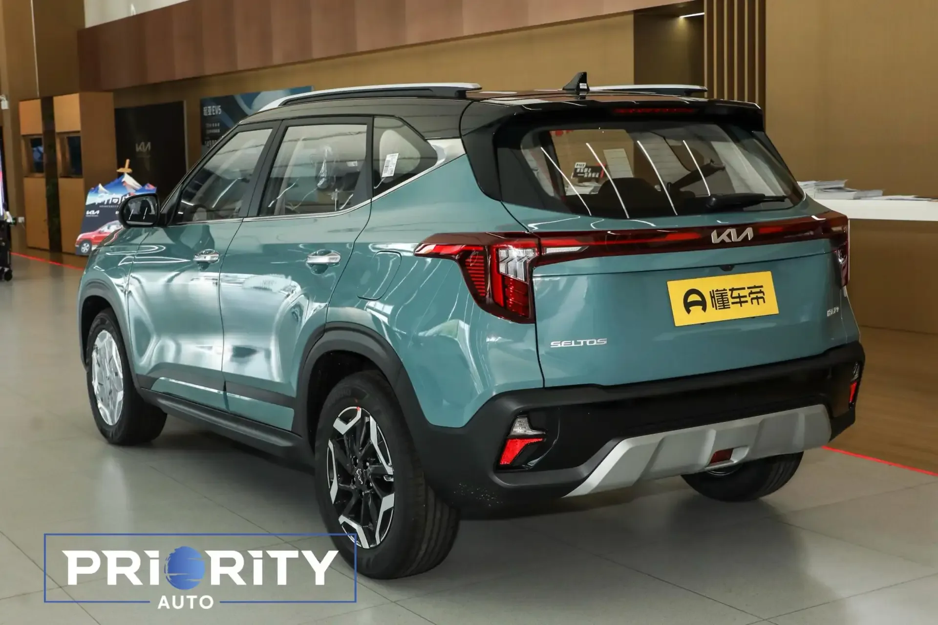 🇨🇳 НОВЫЕ АВТОМОБИЛИ ИЗ КИТАЯ  🛻 TOYOTA RAV4 2026 год — 4 330 000 руб Комплектация: Deluxe edition (р
