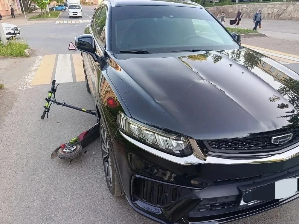 🛴 Ребёнок на электросамокате пострадал в ДТП  19 мая в 17:46 на ул. Садриева в Лениногорске, возле д