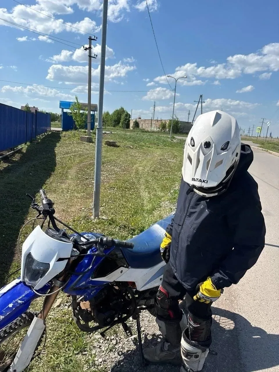 🏍 Подростка на мотоцикле поймали без прав  19 мая около 13:30 на ул. Уральской, у дома №2, сотрудник