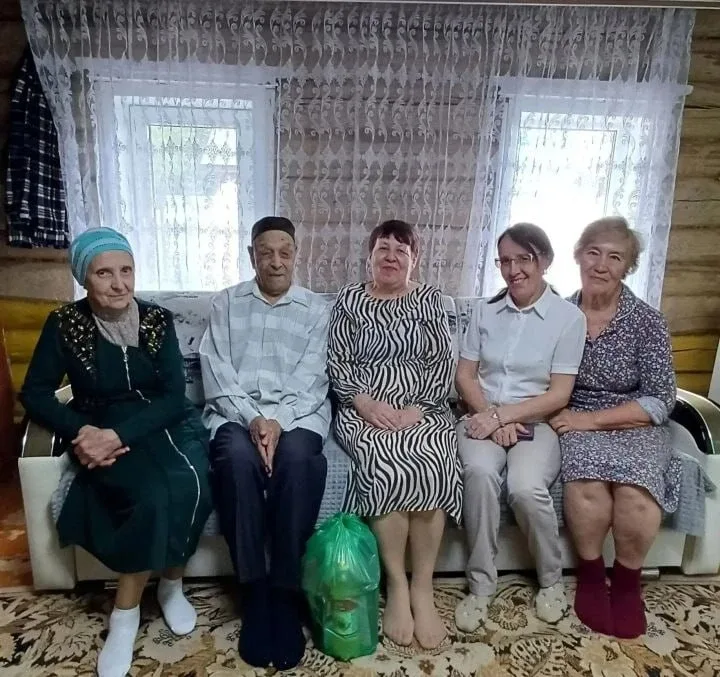 🎖 В Лениногорском районе навестили ветерана войны  Члены Совета ветеранов Лениногорска посетили вете