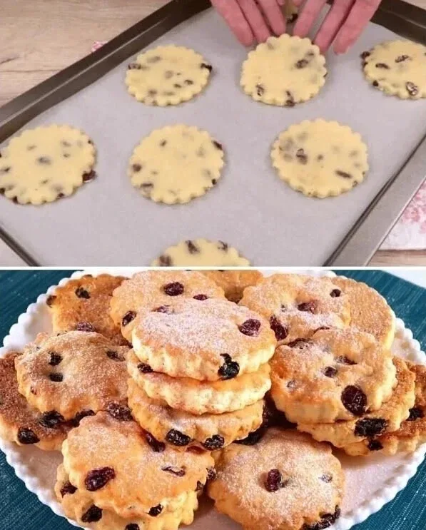 Печенье на сметане с изюмом 😋  Ингредиенты: • Мука — 330г. • Сахар — 80г. • Ванильный сахар — 8г. • 