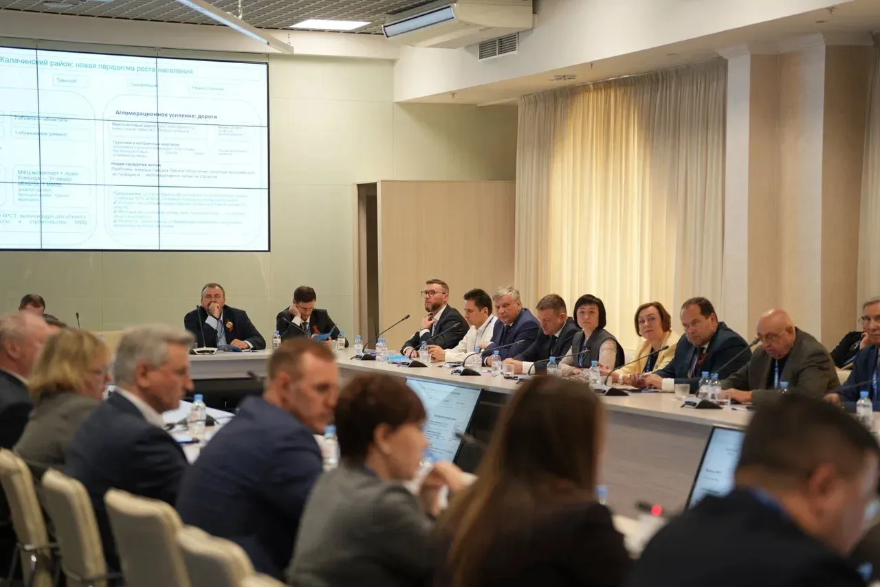 Владимир Мазур подвёл итоги участия делегации Томской области в окружном форуме «Есть результат!» в 