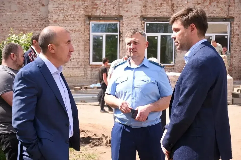 Сегодня вместе с прокурором Центрального района Вадимом Поляковым проверили, как идут строительно-мо
