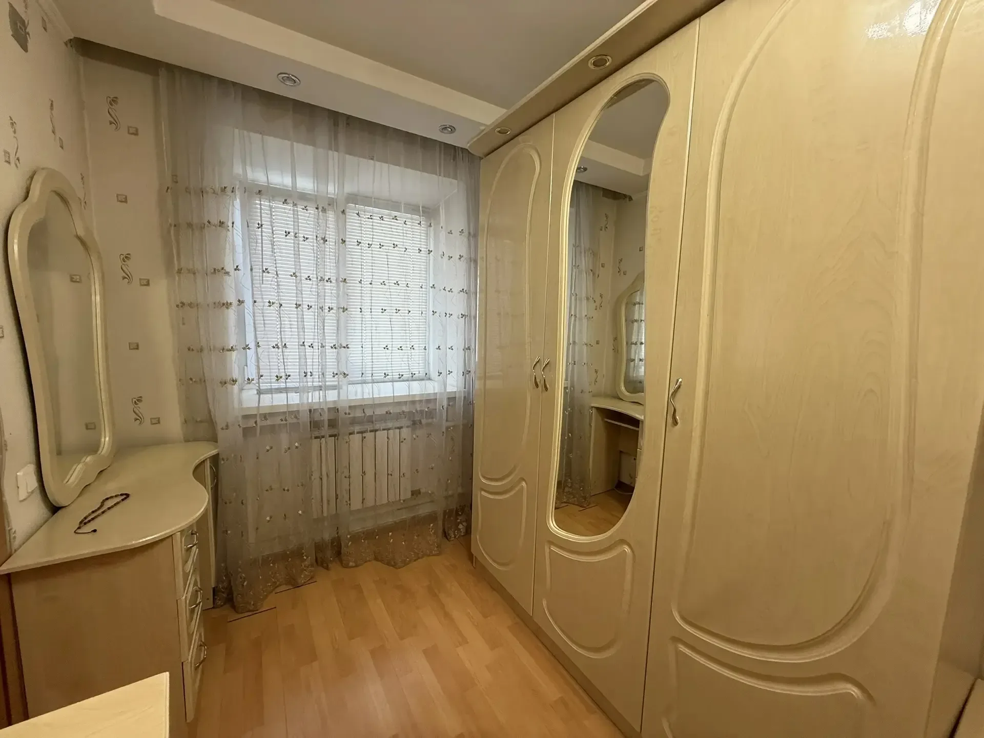 Г Казань Сдаём 2-х комнатную квартиру по улице ДАУРСКАЯ, 24.В шаговой доступности метро Аметьево. Хр